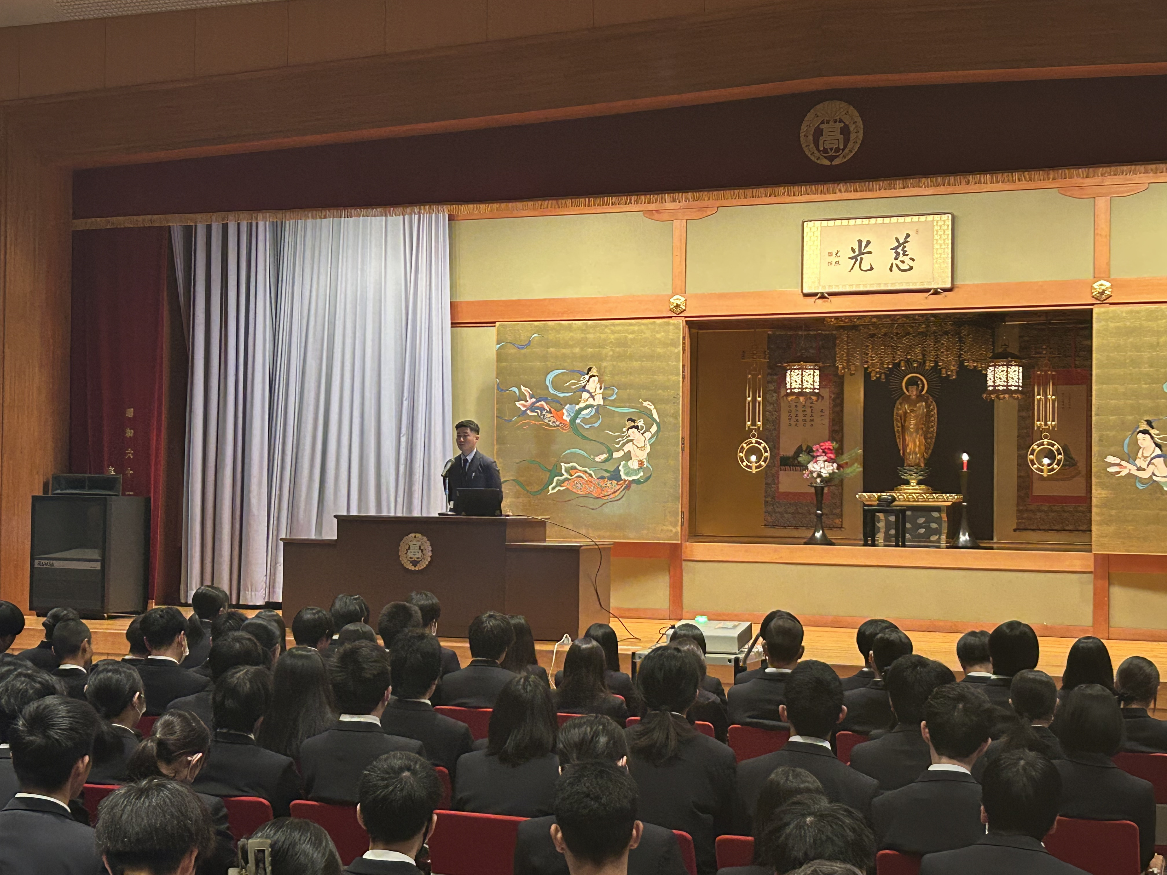 報恩の日の様子