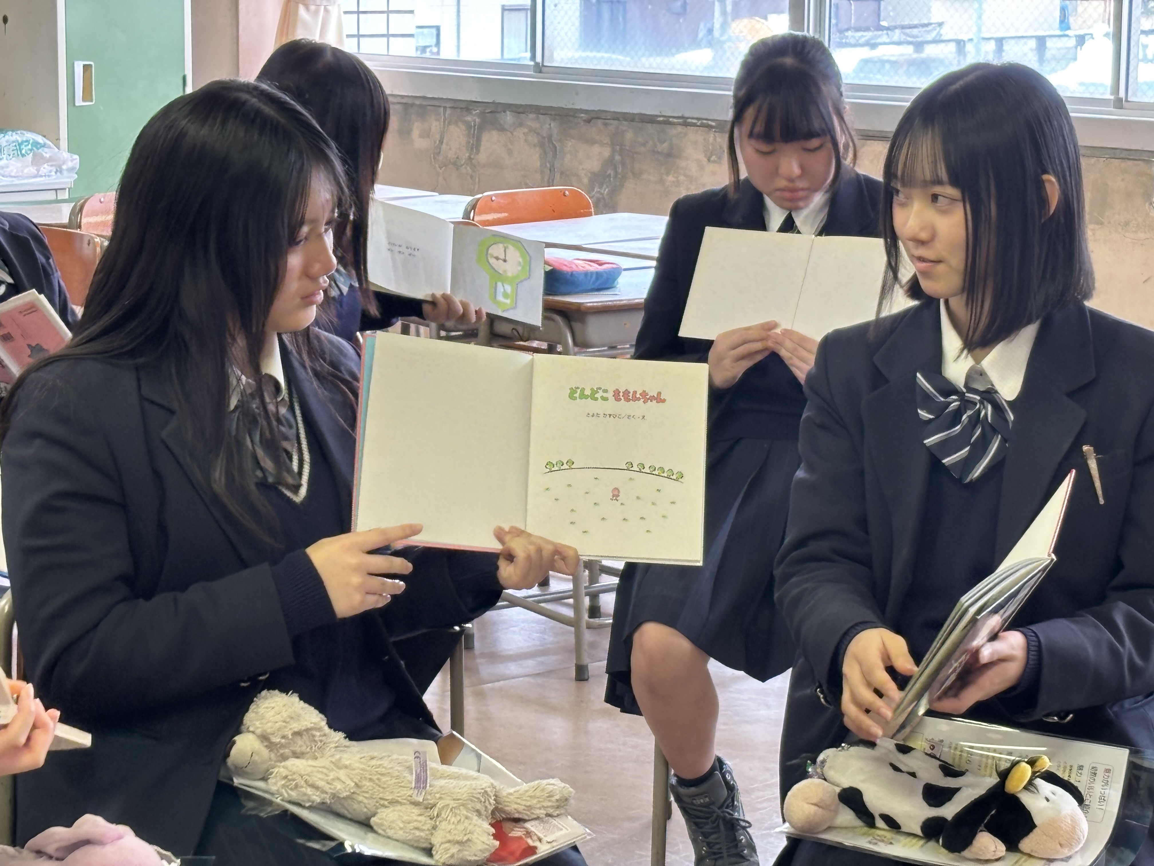 出前講座 絵本の読み聞かせ